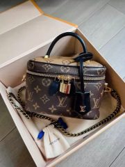 Louis Vuitton M45165 Vanity PM Monogram photo review