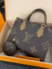 Louis Vuitton M46373 OnTheGo PM photo review